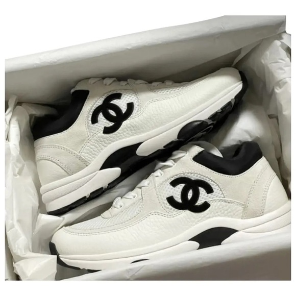 Chanel Low Top Trainer Suede Size 7 - Picture 2 of 11